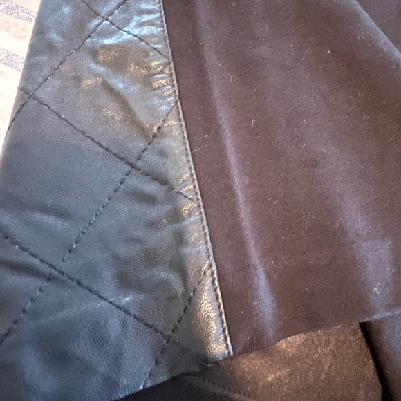 CHICO’S | 1 | Faux Quilted Leather SKIRT - Picture 9 of 12
